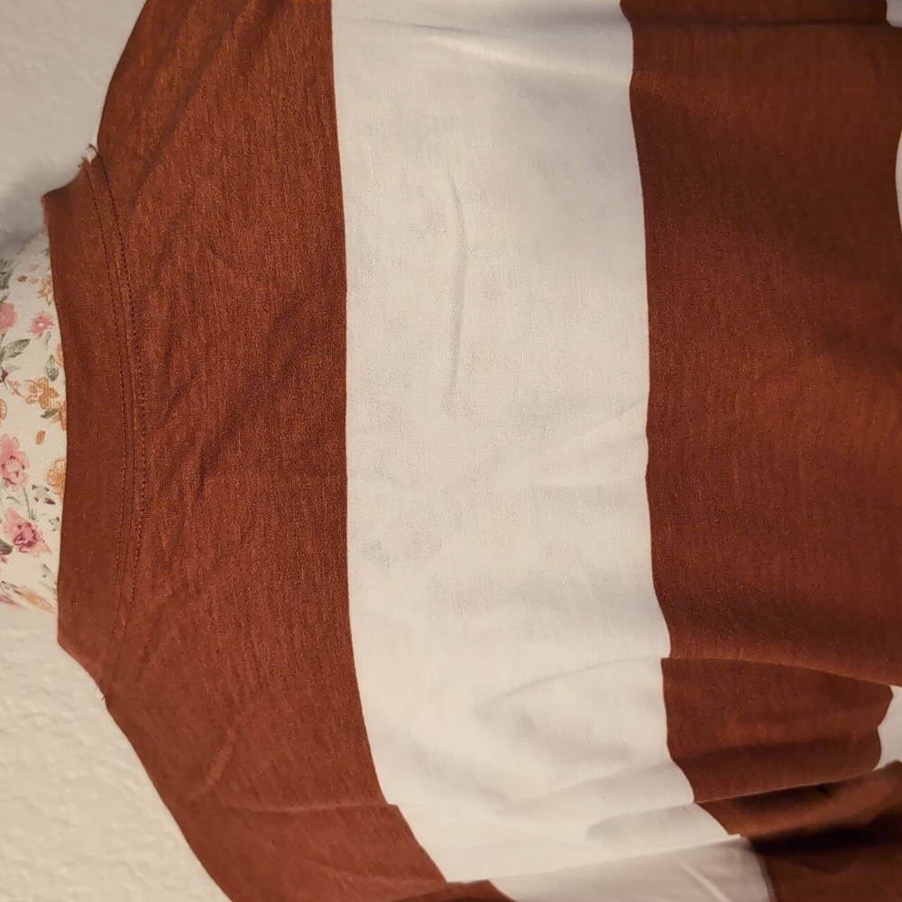 Brown stripe high low tunic - Picture 5 of 5